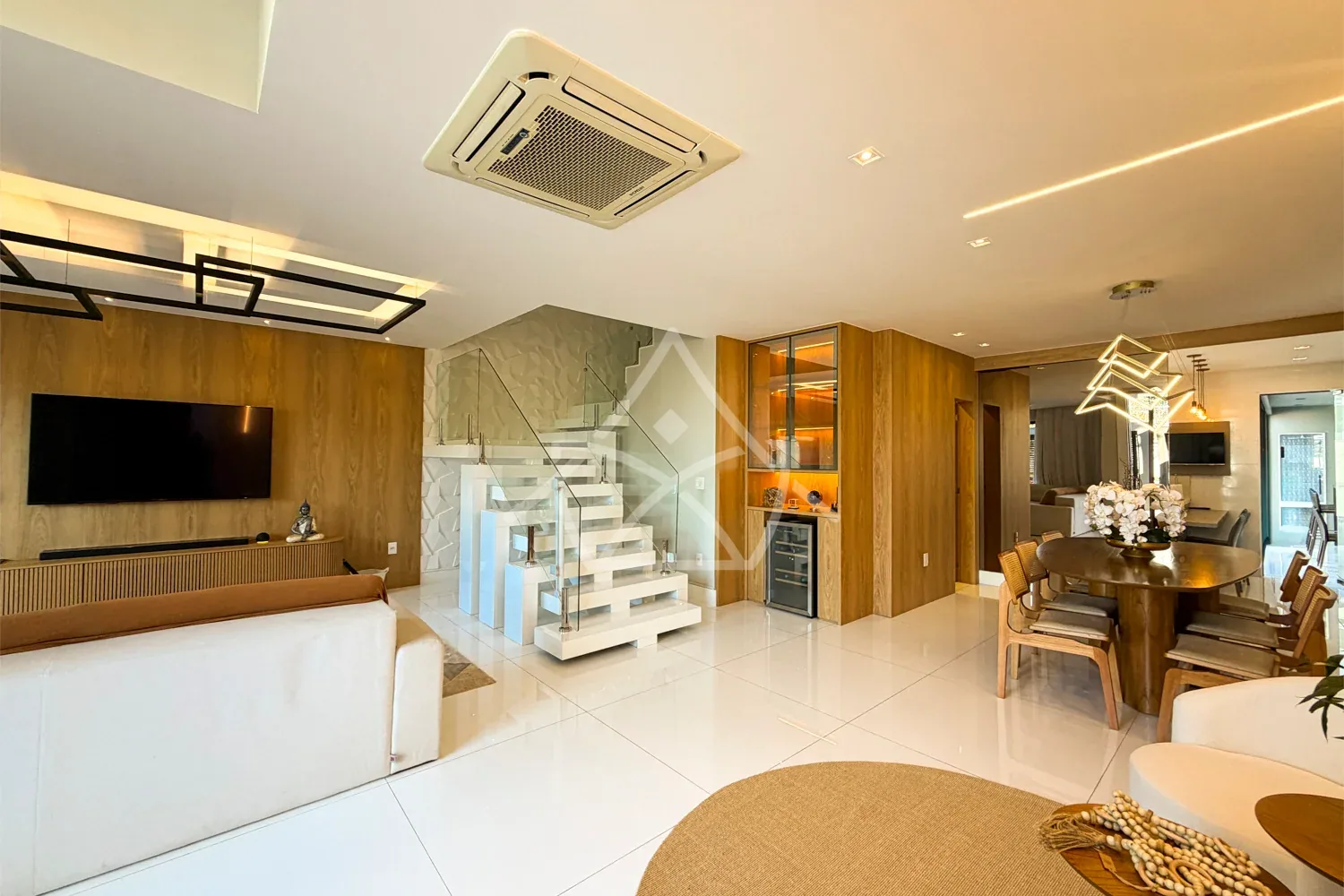 Casa Contemporânea com 4 Suítes - Recreio dos Bandeirantes-RJ