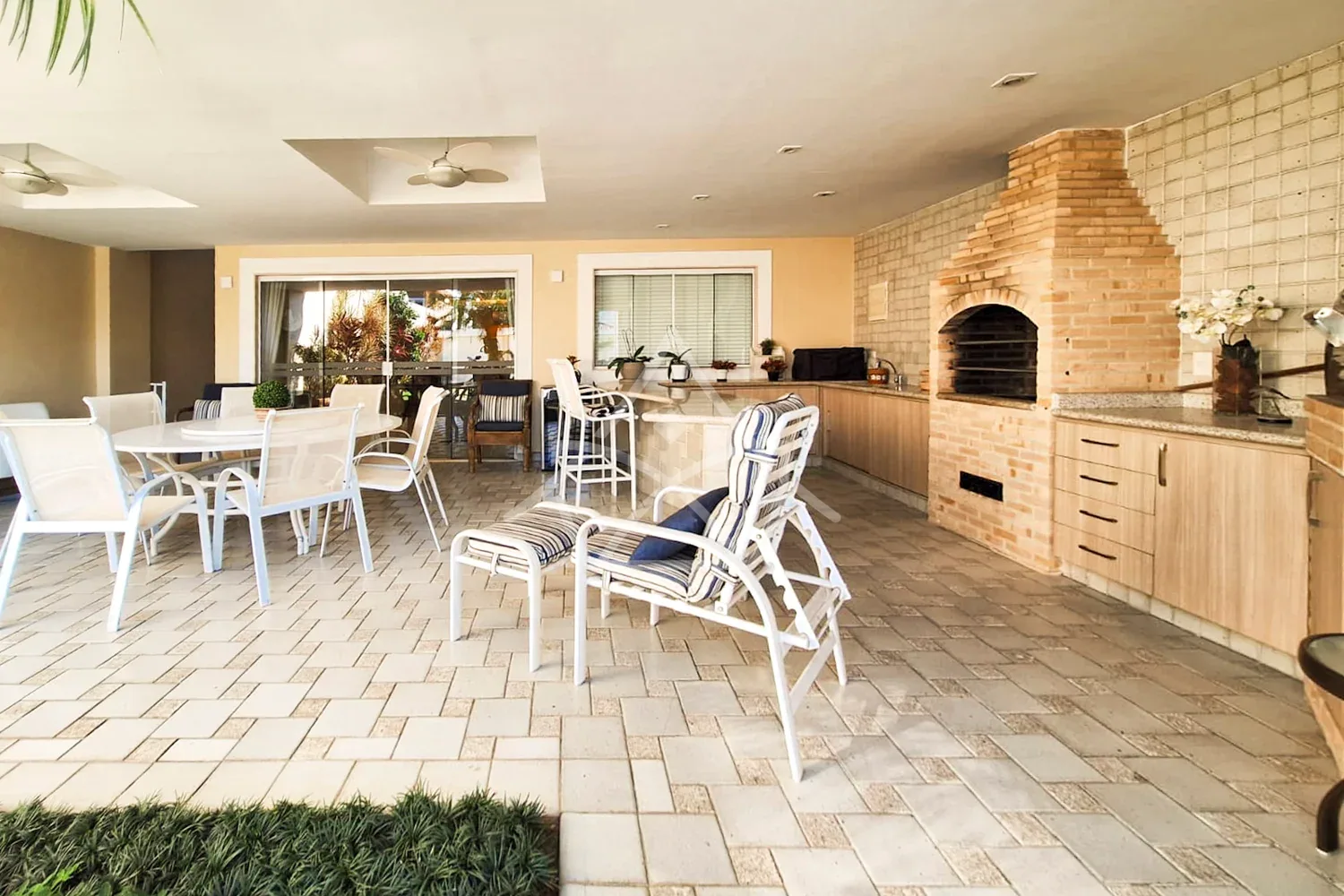 Casa Triplex Em Estilo Tradicional - Barra da Tijuca, RJ