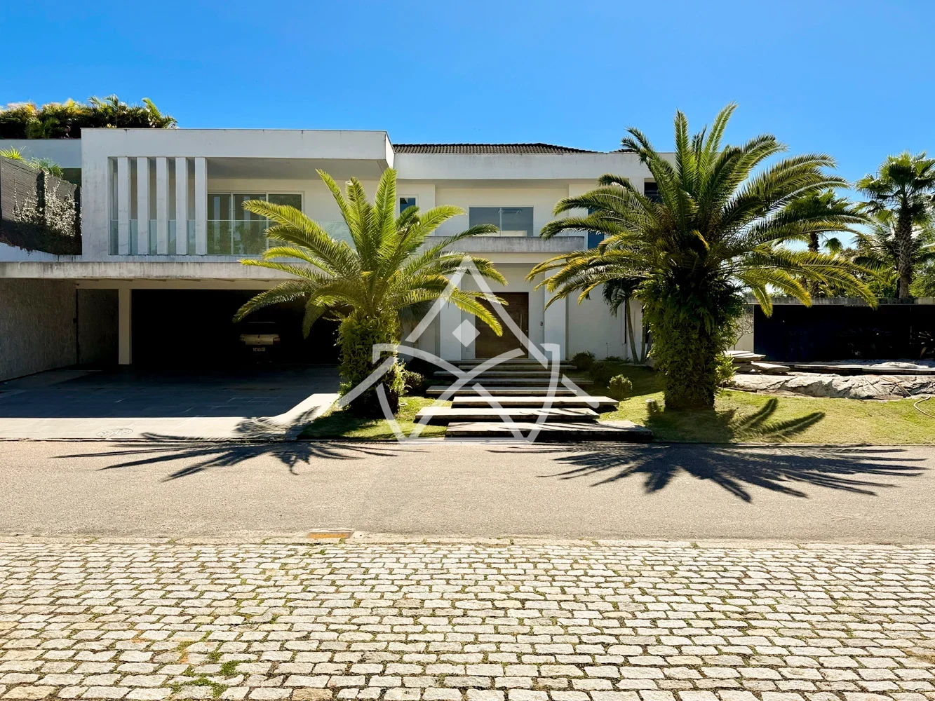 Excelente Casa à Venda - Barra da Tijuca, RJ