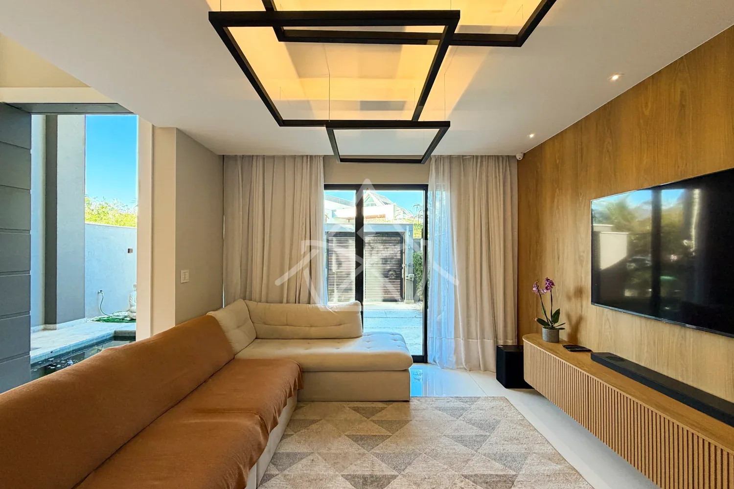 Casa Contemporânea com 4 Suítes - Recreio dos Bandeirantes-RJ