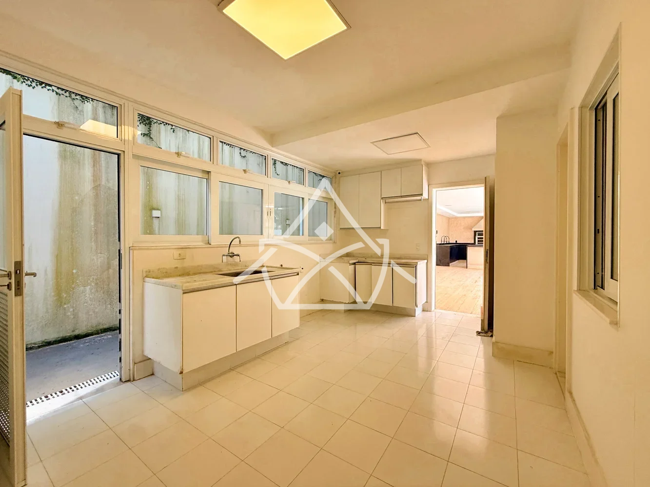 Excelente Casa à Venda - Barra da Tijuca, RJ
