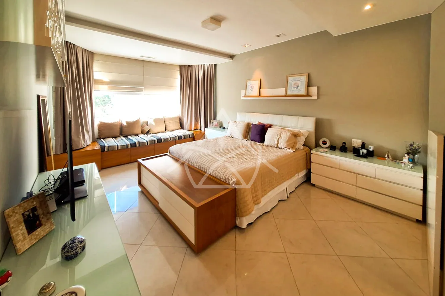 Casa Triplex Em Estilo Tradicional - Barra da Tijuca, RJ