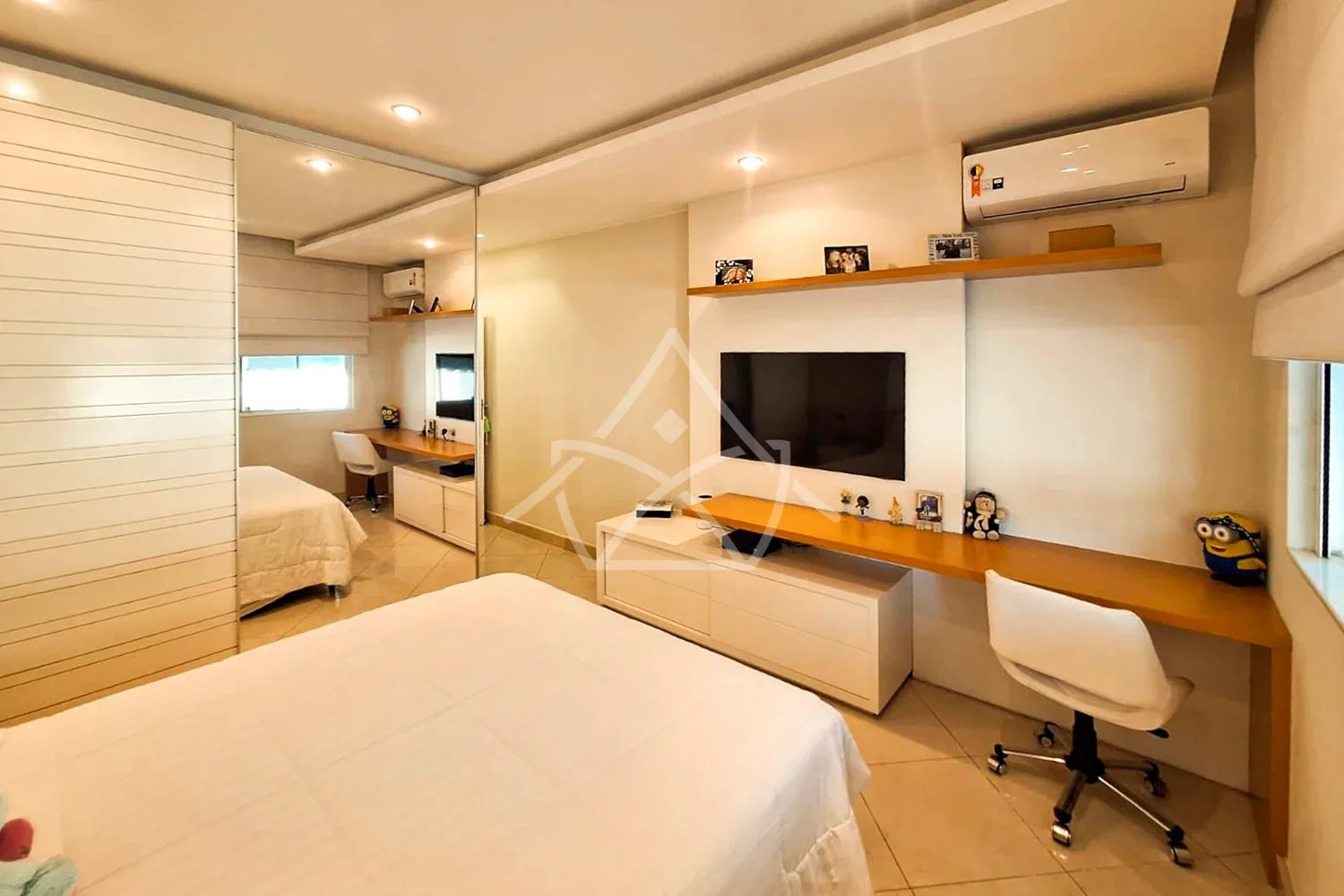 Casa Triplex Em Estilo Tradicional - Barra da Tijuca, RJ
