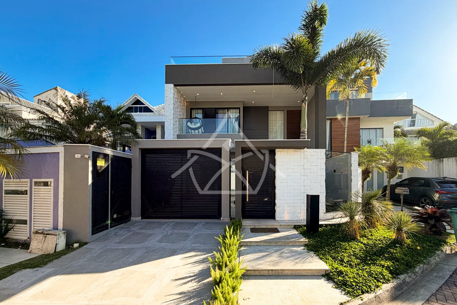 Casa Contemporânea com 4 Suítes - Recreio dos Bandeirantes-RJ