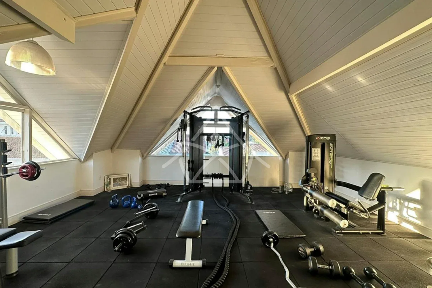 Casa Triplex à Venda - Barra da Tijuca, RJ