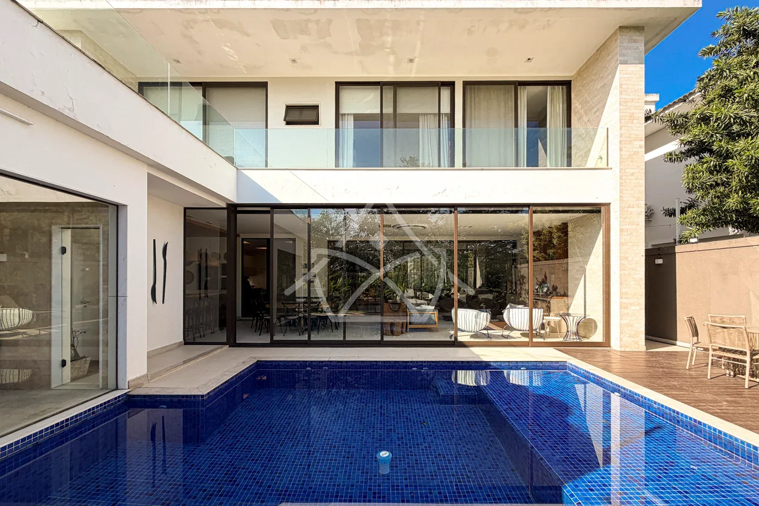 Casa Contemporânea à Venda - Barra da Tijuca, RJ