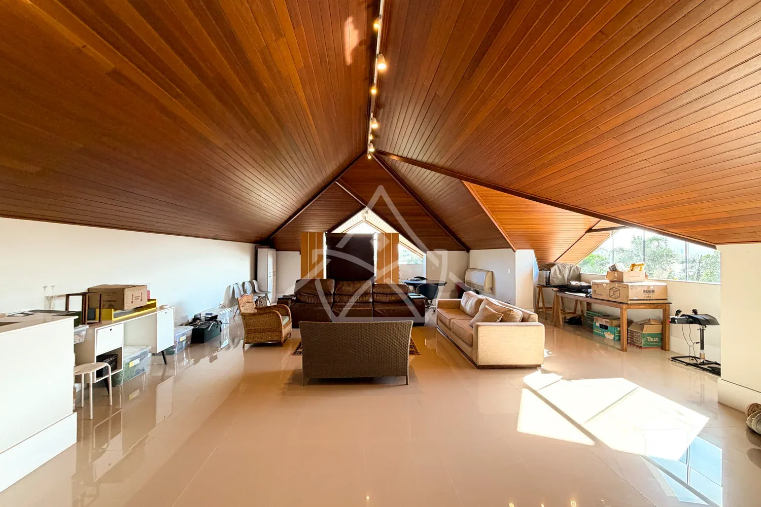 Casa Contemporânea à Venda - Barra da Tijuca, RJ
