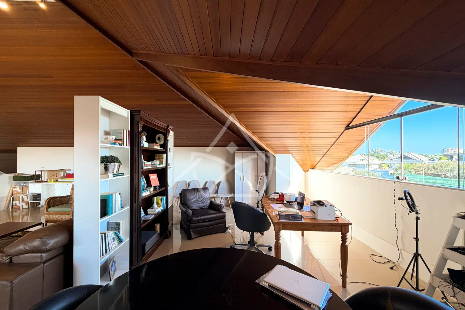 Casa Contemporânea à Venda - Barra da Tijuca, RJ