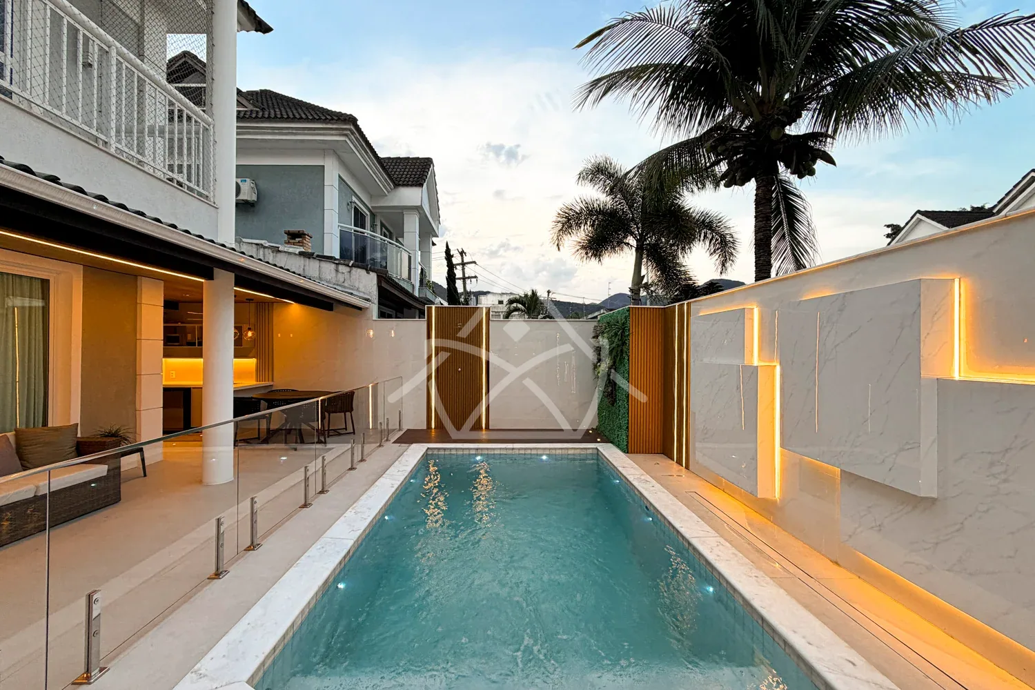 Casa Triplex no Carmel Village - Recreio dos bandeirantes, RJ
