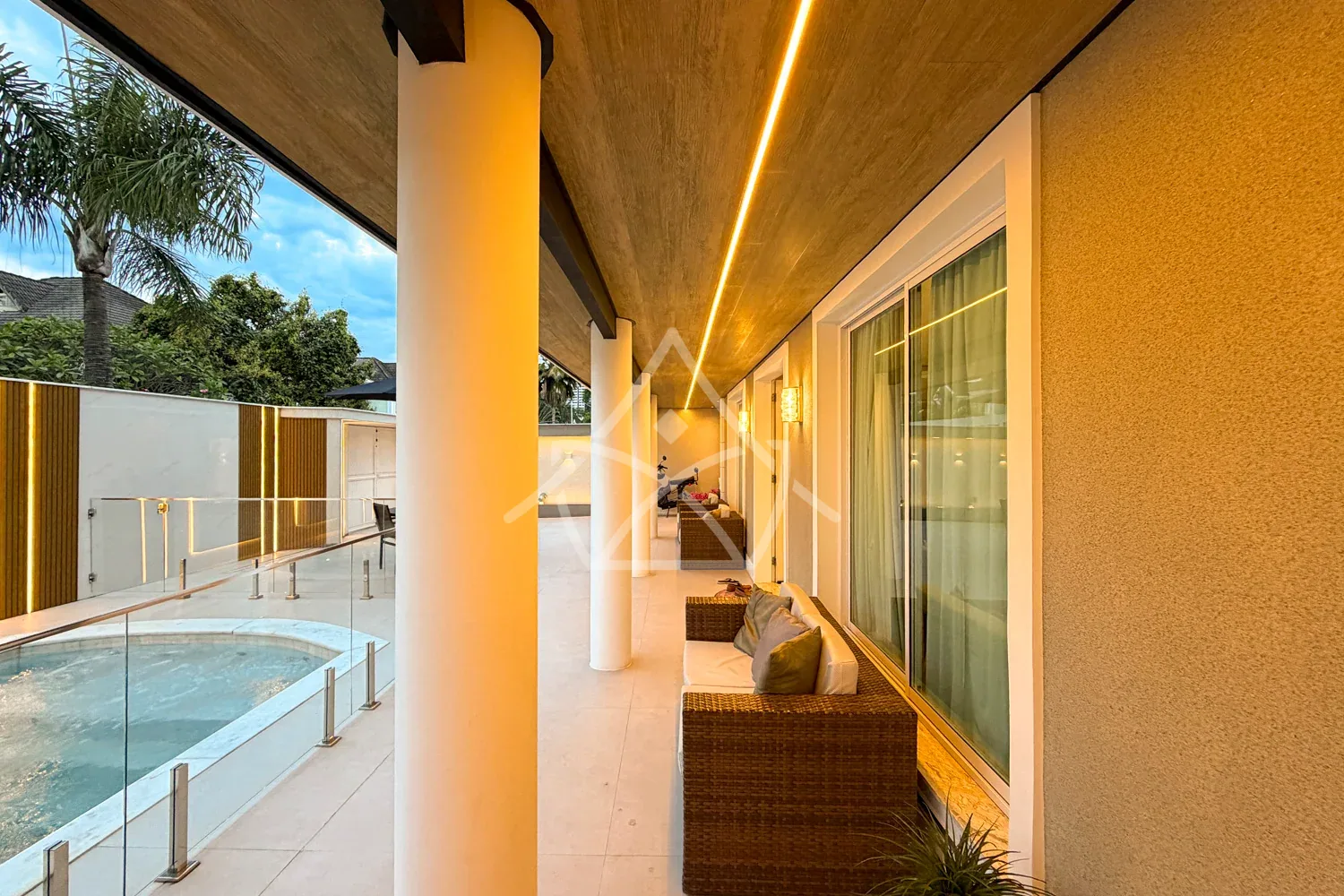 Casa Triplex no Carmel Village - Recreio dos bandeirantes, RJ