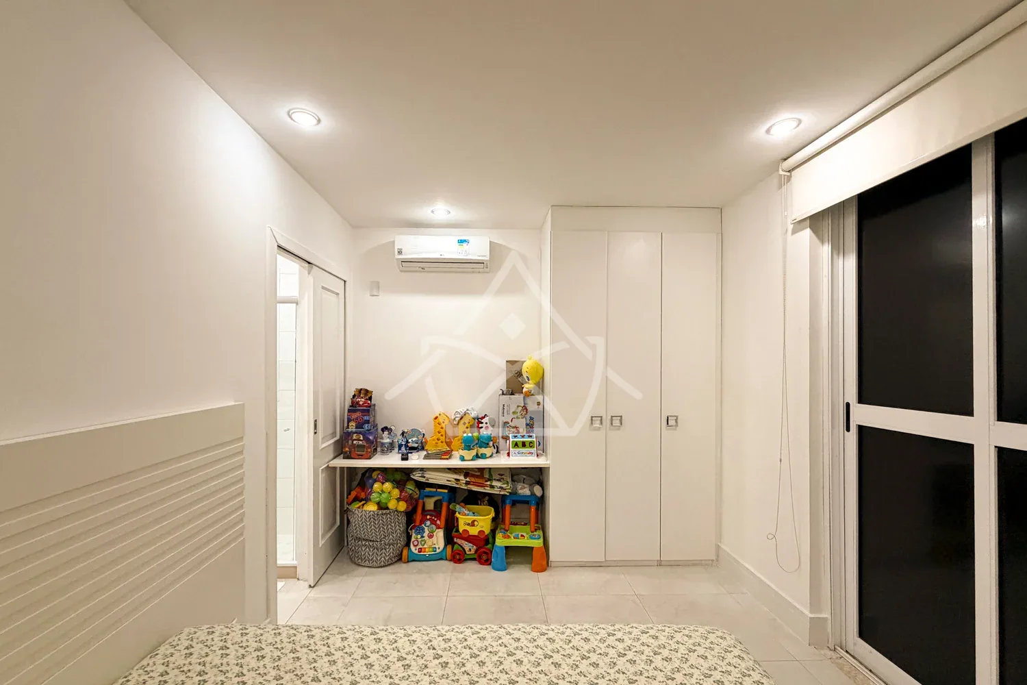 Casa Triplex no Carmel Village - Recreio dos bandeirantes, RJ