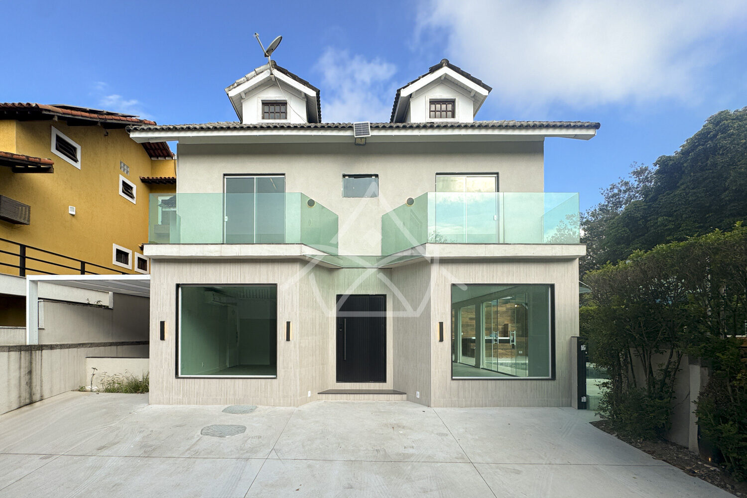 Casa Em Condomínio Com 4 Quartos - Barra da Tijuca, RJ