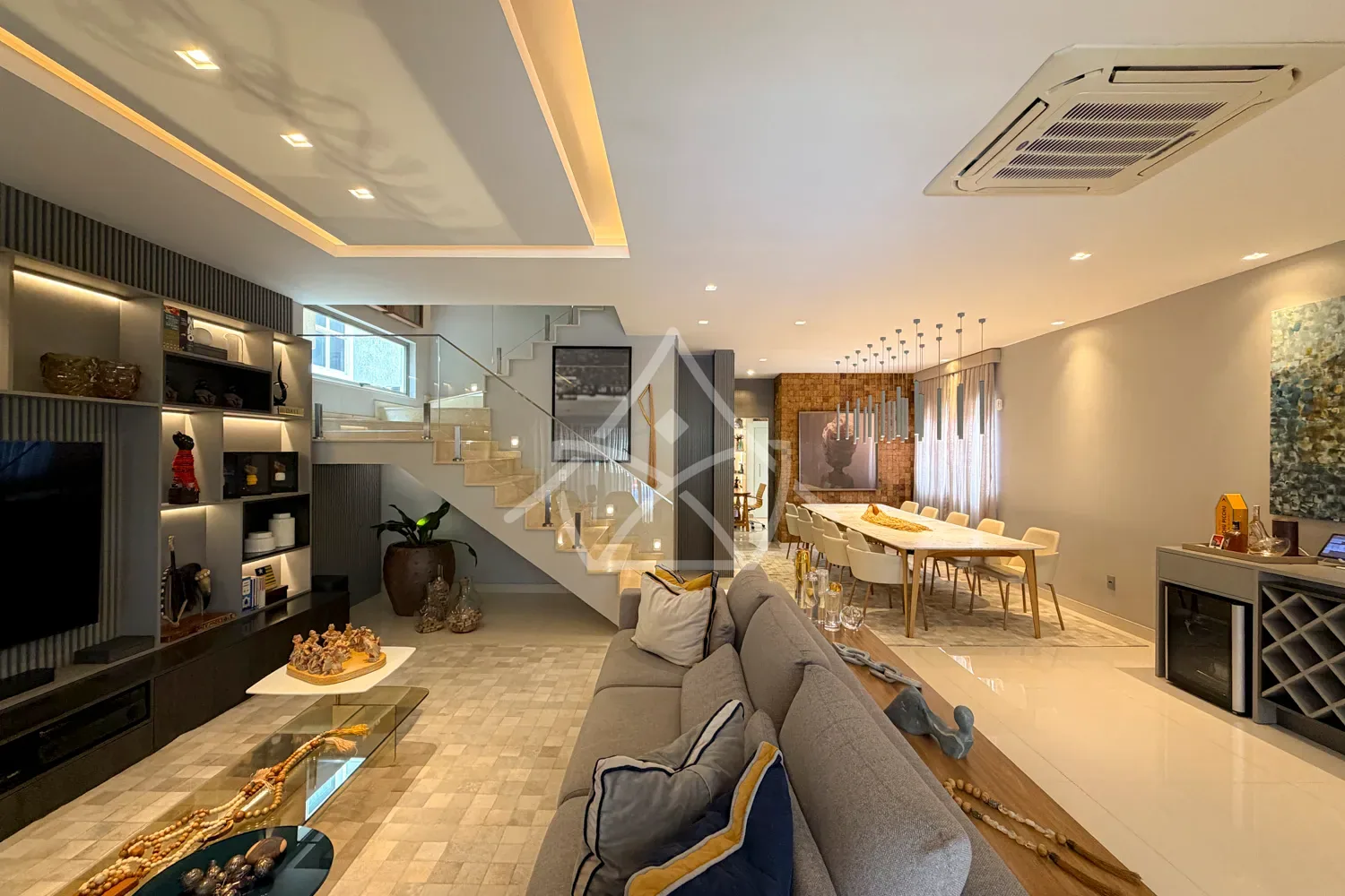 Casa Triplex com 3 Suítes - Recreio dos Bandeirantes, RJ