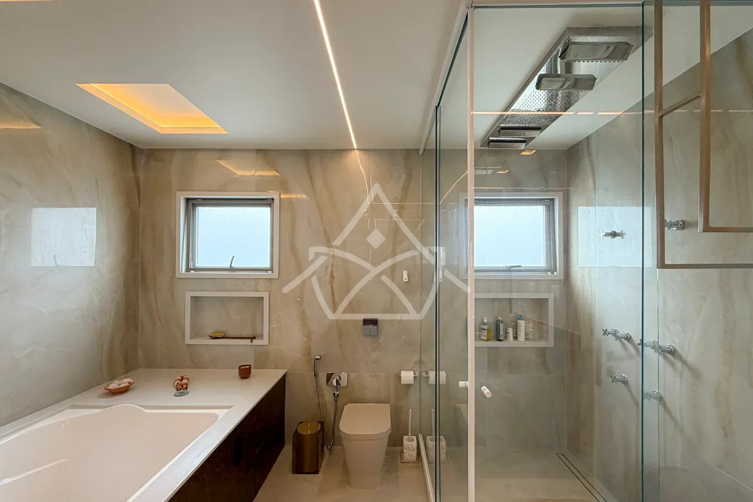 Casa Triplex com 3 Suítes - Recreio dos Bandeirantes, RJ