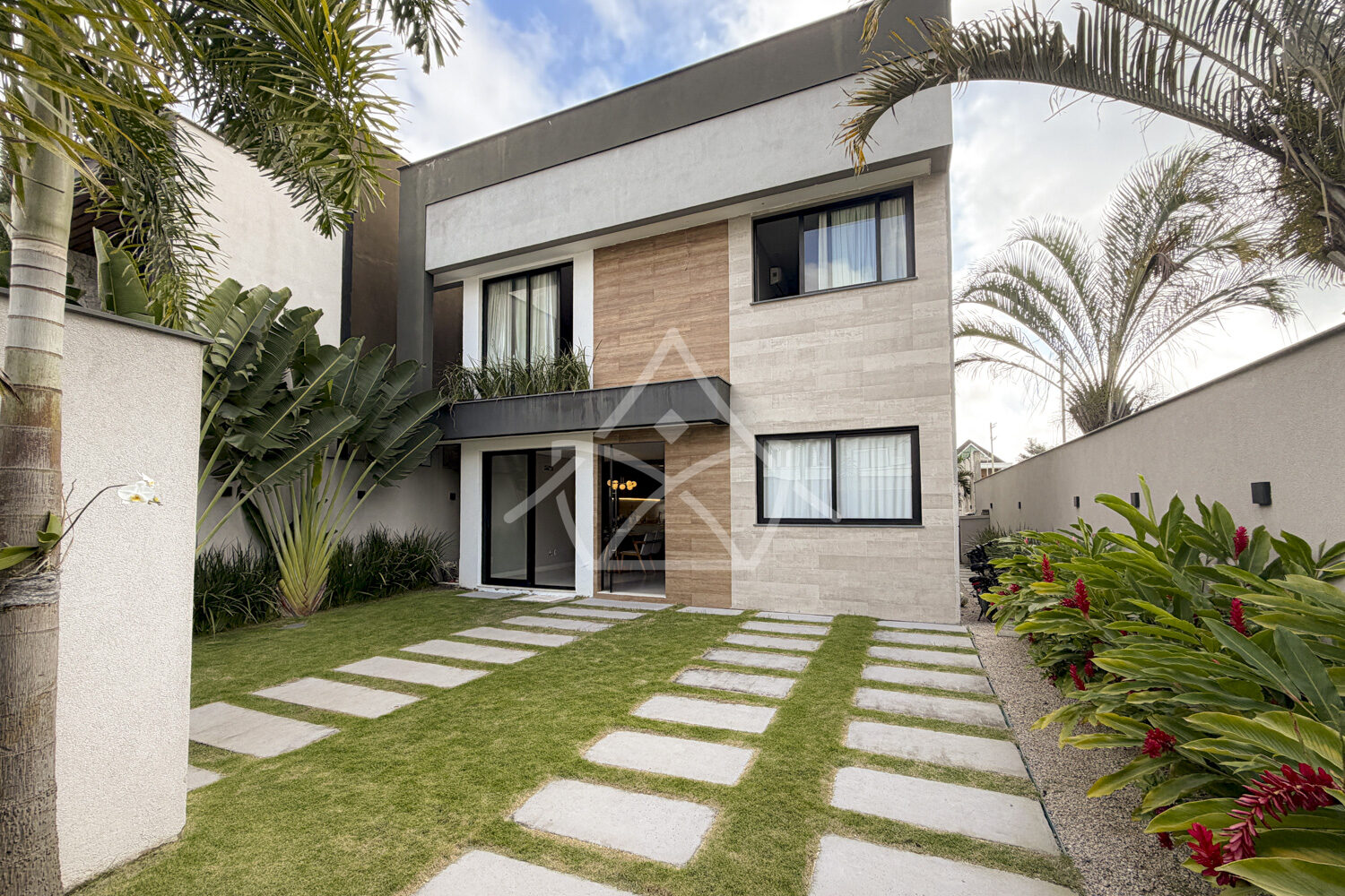 casa contemporânea no Recreio dos Bandeirantes