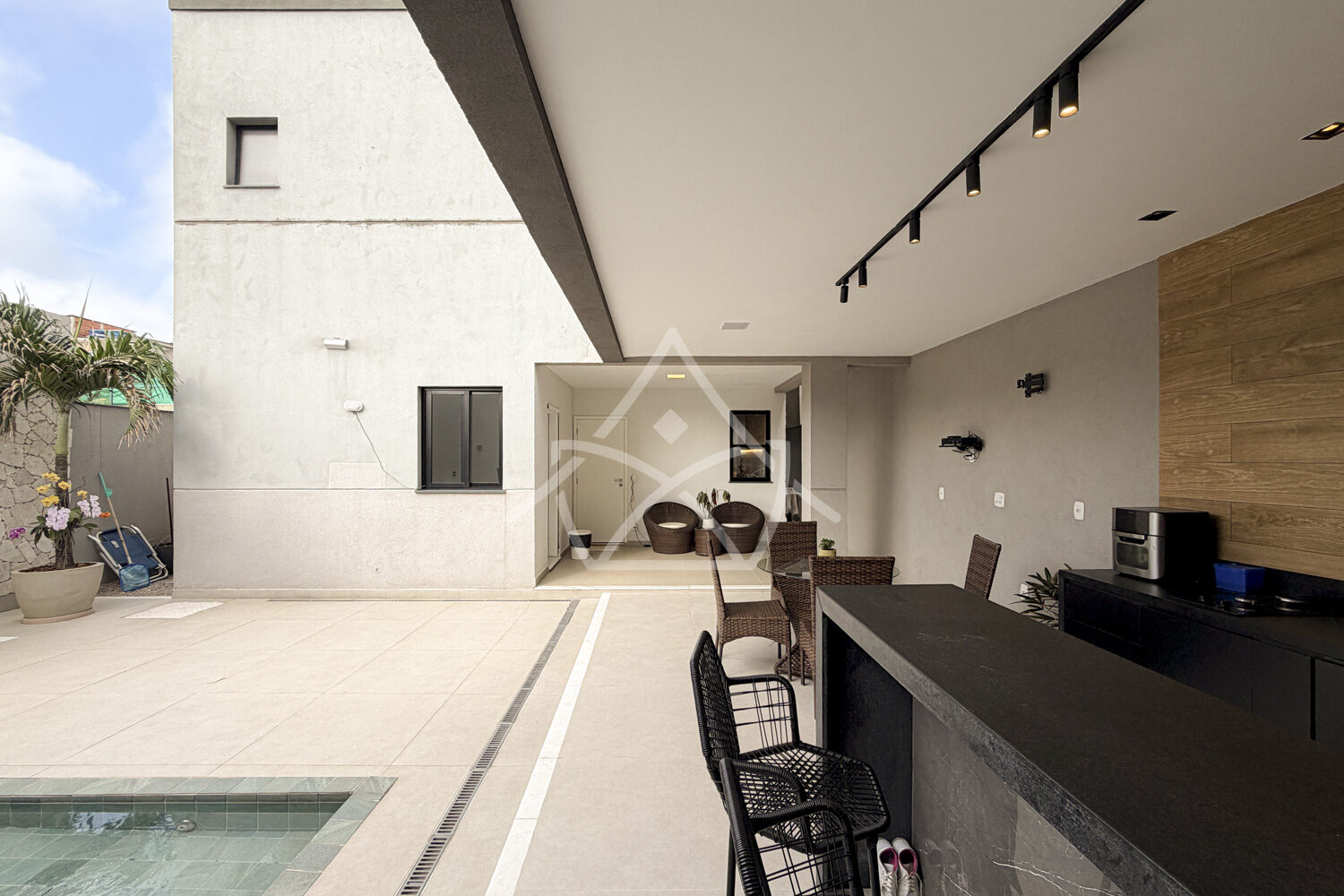 casa contemporânea no Recreio dos Bandeirantes