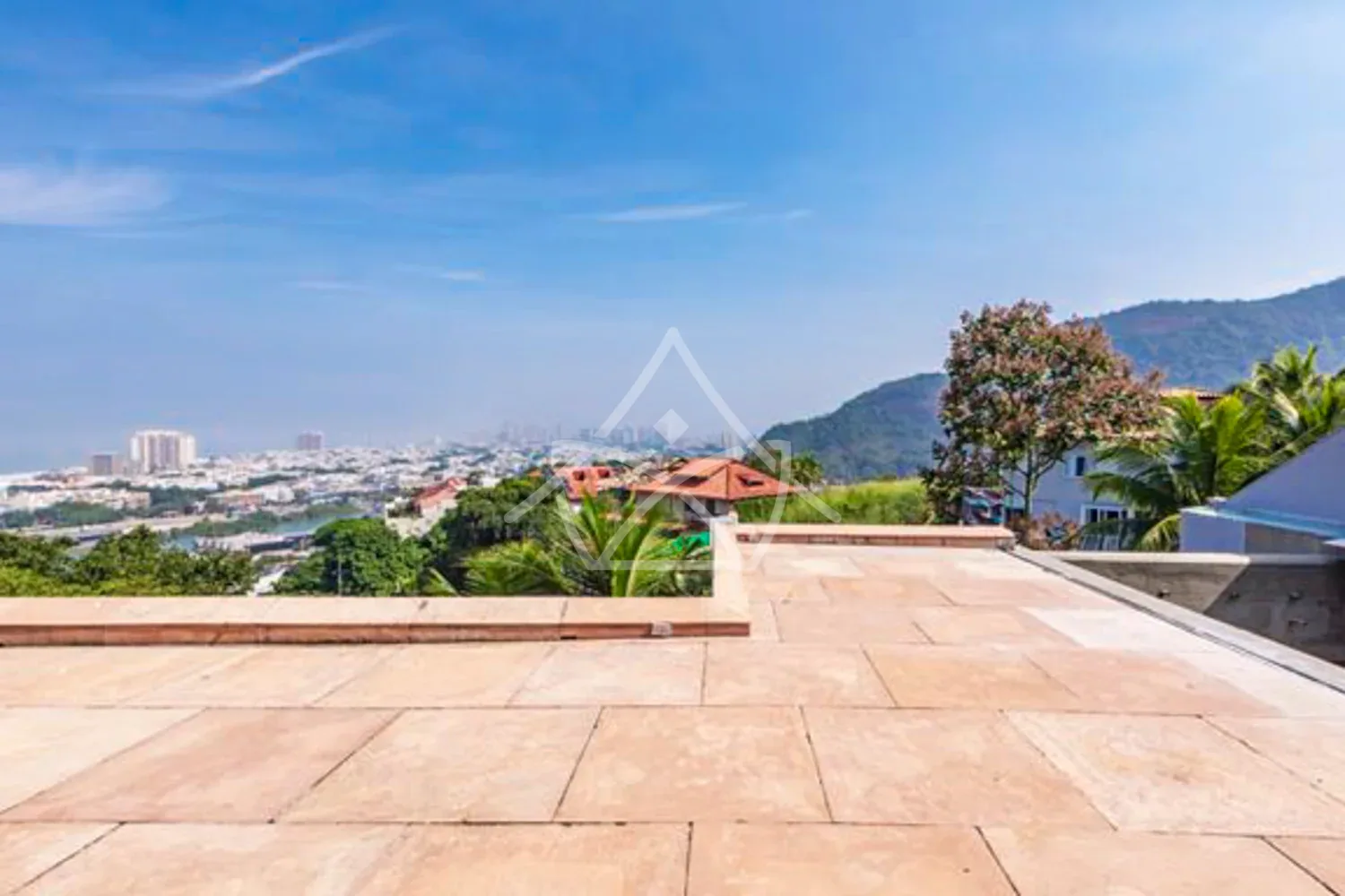 Residência Triplex à Venda - Joá, RJ