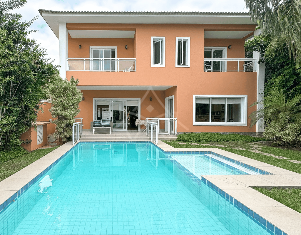Casa à venda no condomínio Maramar - Royal 4 House
