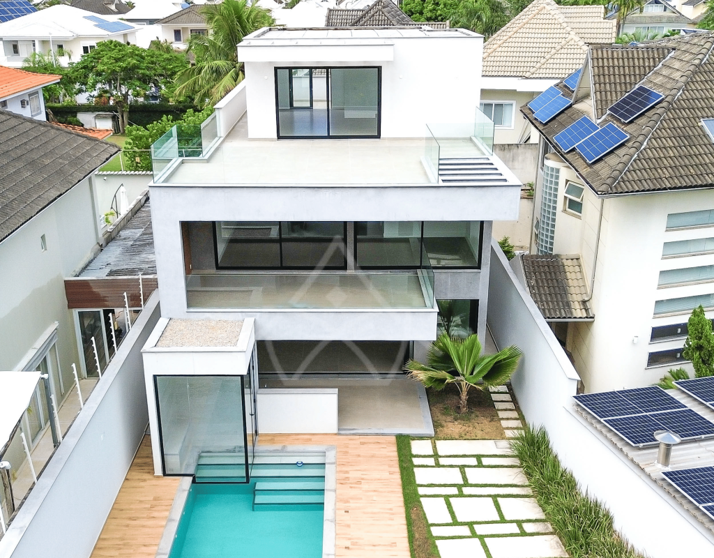Casa à venda no condomínio Interlagos de Itaúna, na Barra da Tijuca - Royal 4 House