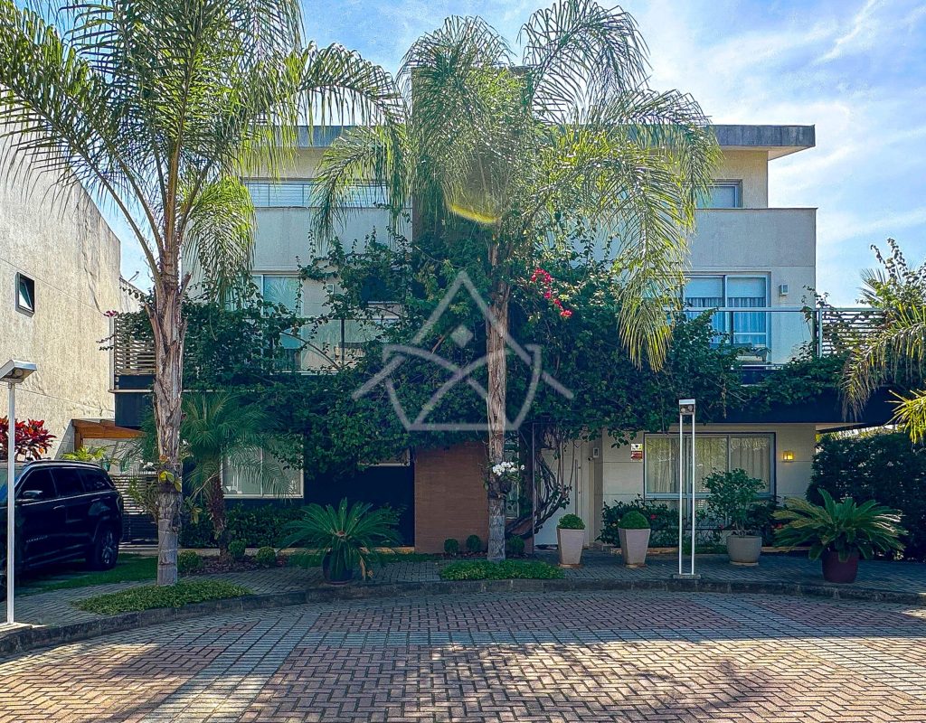 Casa à venda no condomínio Concetto Bianco, no Recreio dos Bandeirantes - Royal 4 House