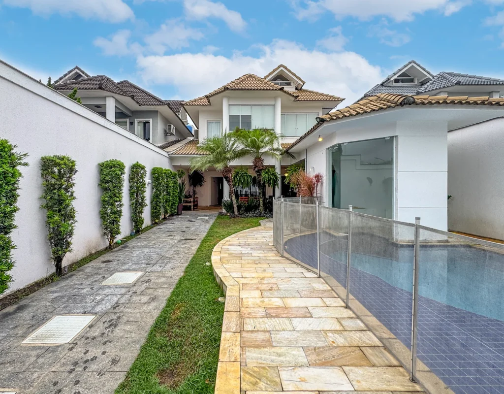 Casa Triplex com 3 Quartos no Recreio dos Bandeirantes
