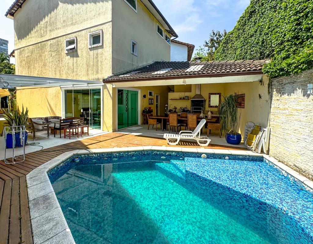 Casa Triplex com Lazer Completo na Barra da Tijuca