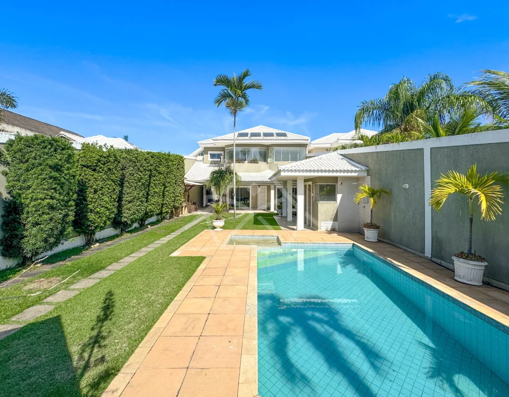 Casa com 4 Quartos