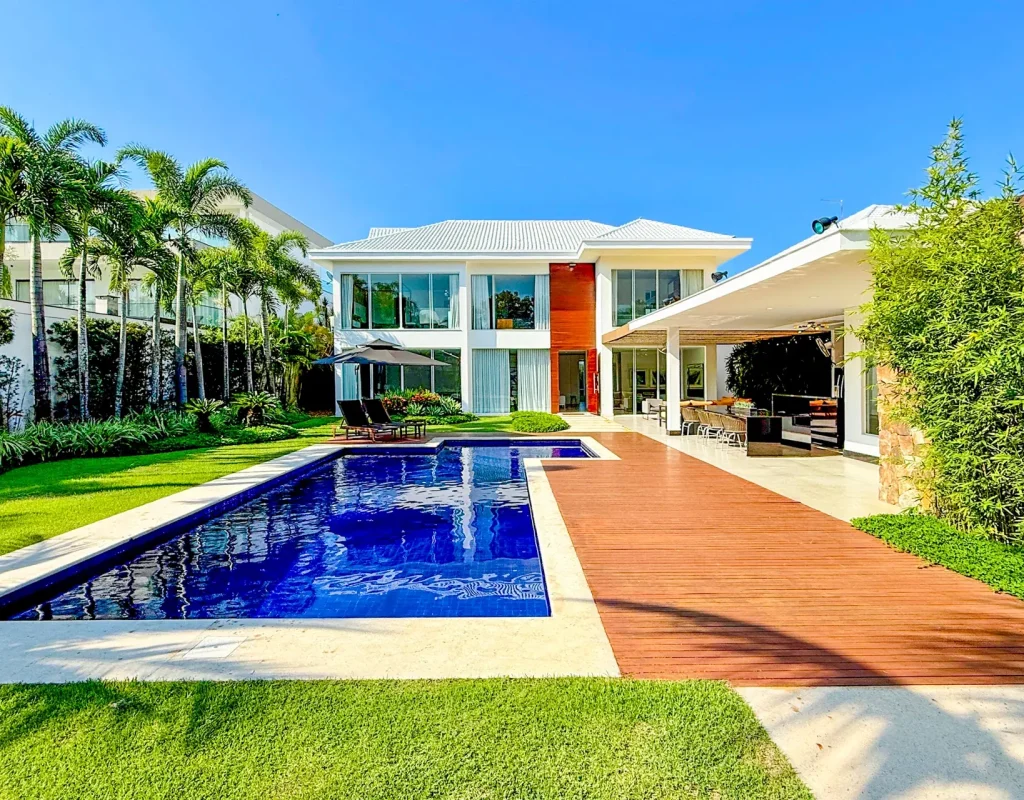 Casa com Área Gourmet e Forno a Lenha na Barra da Tijuca